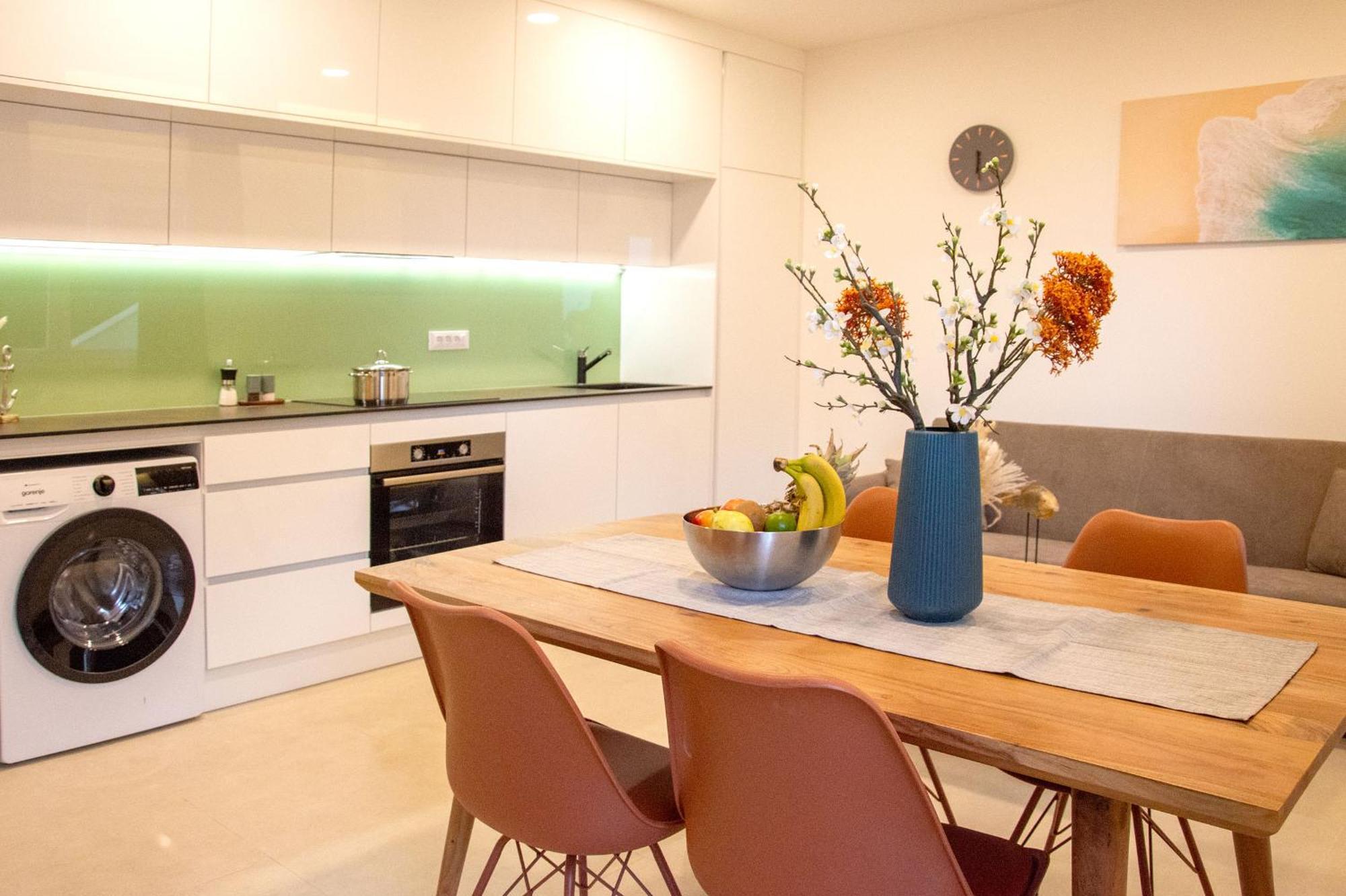 Joell Apartments Локва-Рогозниця Екстер'єр фото