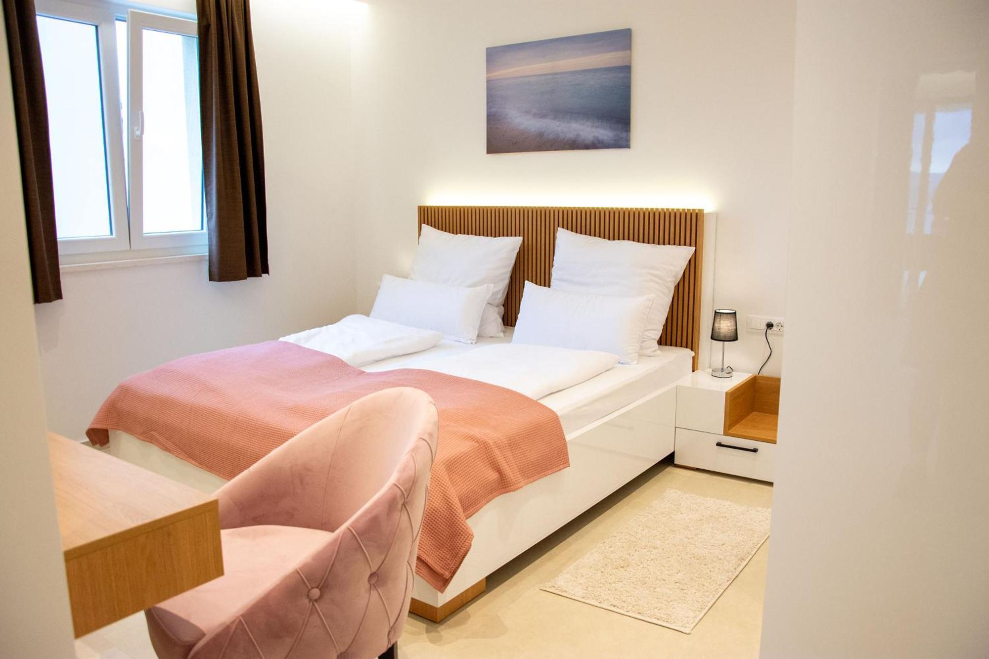 Joell Apartments Локва-Рогозниця Екстер'єр фото